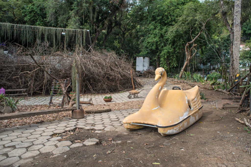 Estação de Escuta e Espreita - Imagem 36